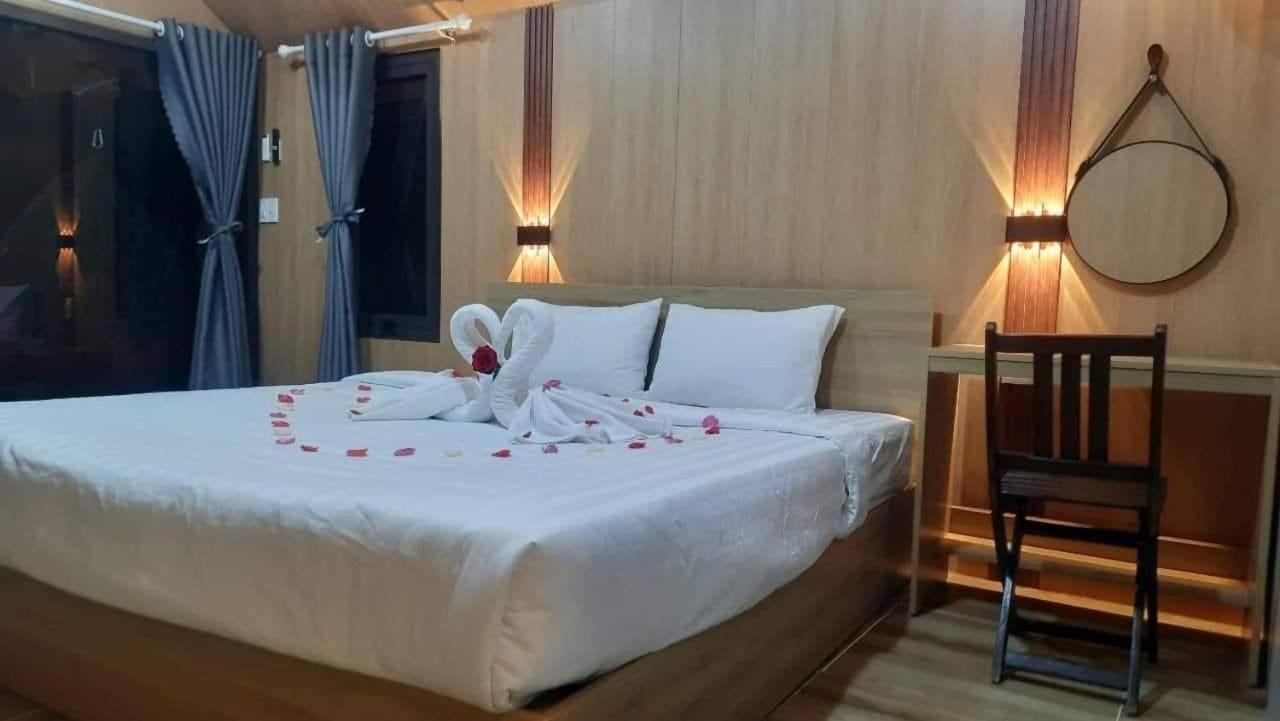 Dong Giang Sky Villa Stay And Food Exterior foto